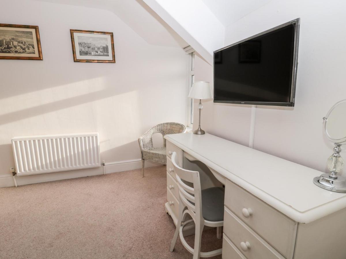 Tynemouth Village Penthouse Apartment